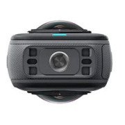 Telecamera Insta360 X5