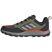 Scarpe da corsa da uomo Adidas Terrex Tracerocker