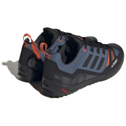 Scarpe da uomo Adidas Terrex Swift Solo 2