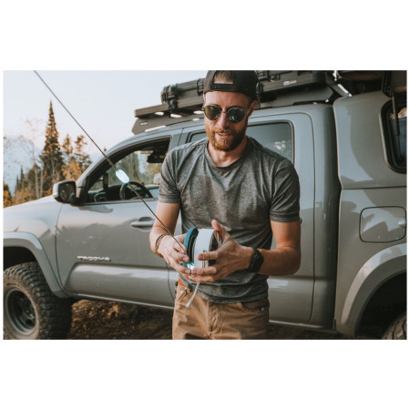 Lampada solare BioLite Solar String 18’ Color