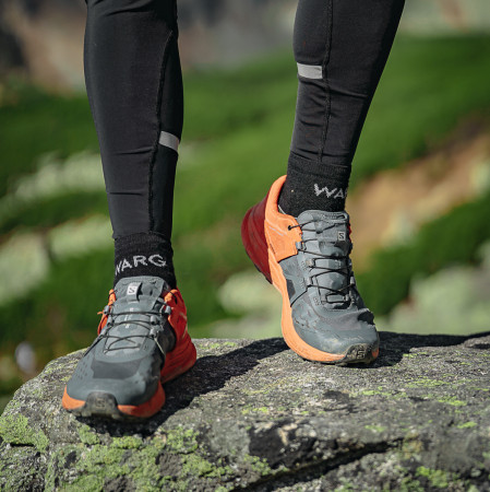 Come scegliere le scarpe da corsa per il trail