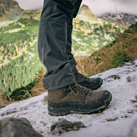 Come scegliere le scarpe ideali per camminare