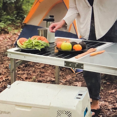 Tavola GoSun con pannello solare 60W