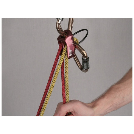 Assicuratore Singing Rock Shuttle