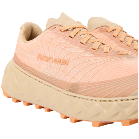 Scarpe da corsa da donna NNormal Tomir 2.0 N2ZTR02
