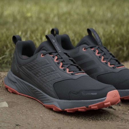 Scarpe da uomo Adidas Terrex Tracefinder