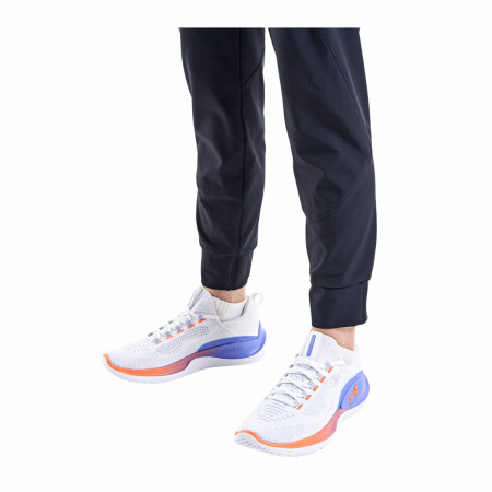 Pantaloni da donna Under Armour Unstoppable Jogger