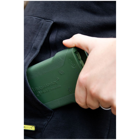 Powerbank Ridge Monkey Vault C-Smart Wireless 26950mAh Camo