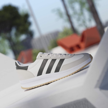 Scarpe da uomo Adidas Run 70S 2.0
