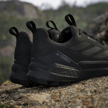 Scarpe da trekking da uomo Adidas Terrex Free Hiker 2 Low Gtx