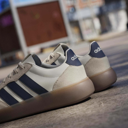 Scarpe da uomo Adidas Barreda Decode Lux