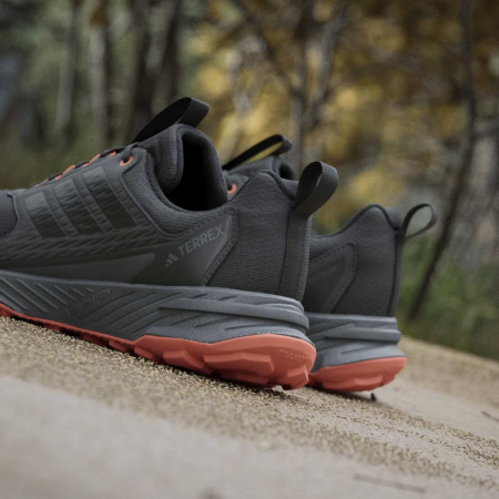 Scarpe da uomo Adidas Terrex Tracefinder