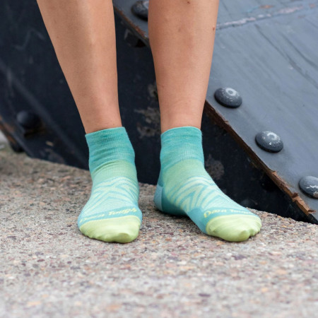Calzini da donna Darn Tough Run Quarter Ultra-Lightweight