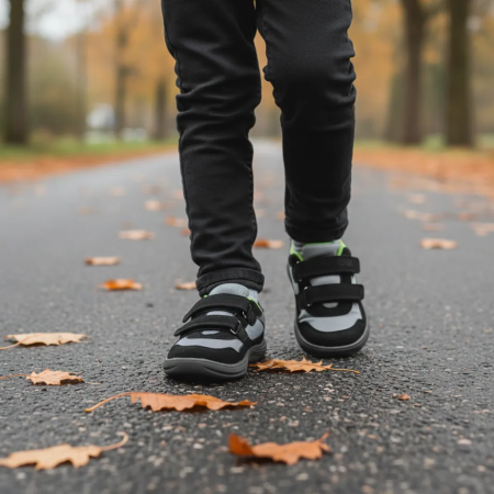 Scarpe barefoot tutto l’anno per bambini Bugga Safi Black