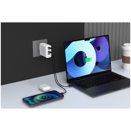 Adattatore Swissten GaN 2X USB-C 100W + 1X USB-C 20W + 1X USB-A 30W