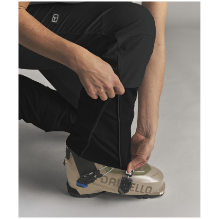 Pantaloni da donna Ortovox Venet Softshell Pants
