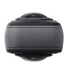 Telecamera Insta360 X5