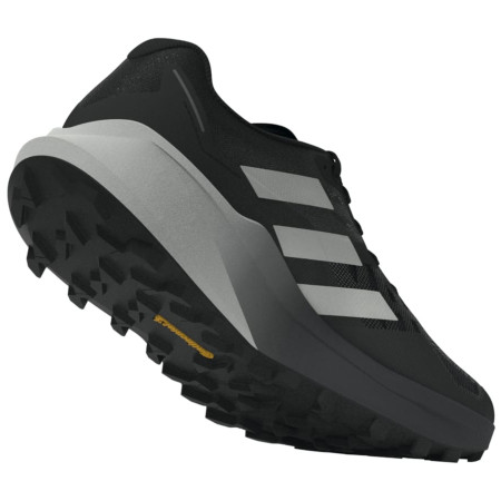 Scarpe da corsa da uomo Adidas Terrex Agravic 3