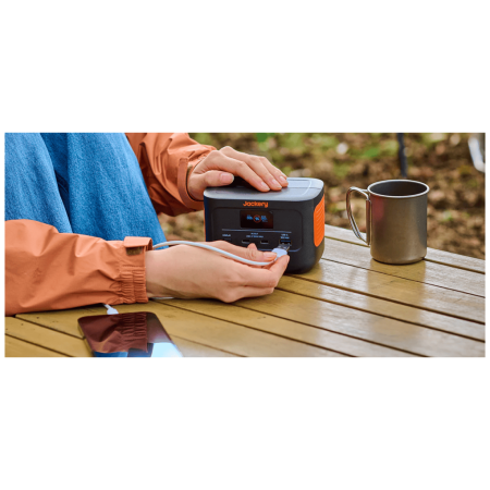 Generatore di energia portatile Jackery Explorer 100 Plus