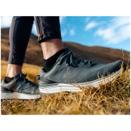 Scarpe da trekking da uomo Topo Traverse