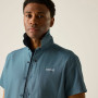Camicia da uomo Regatta Anti-Insect Travel Light S/S Shirt